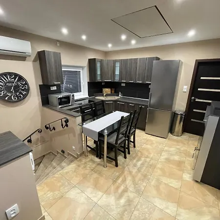 Diana Apartment Dunajska Streda